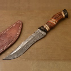 Hunting knife