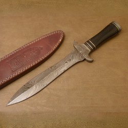 Hunting knife